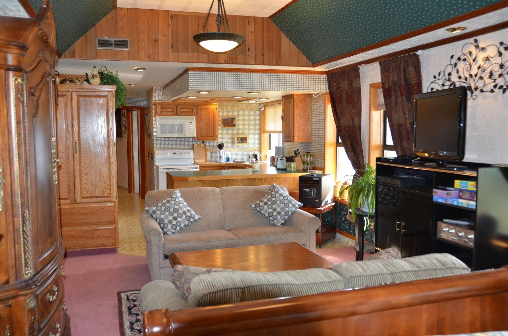 Where Eagles Fly Bed & Breakfast Elk Point Exterior foto